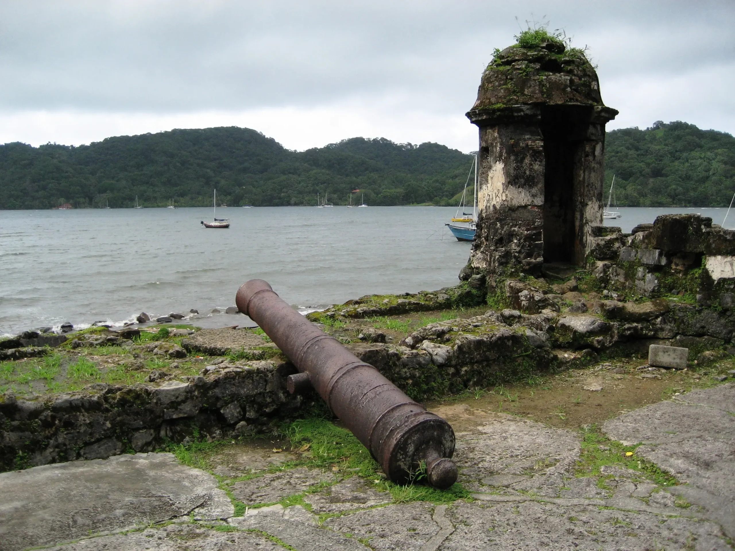 Tour a Portobelo e Isla Grande – Caribe Panameño - Image 3